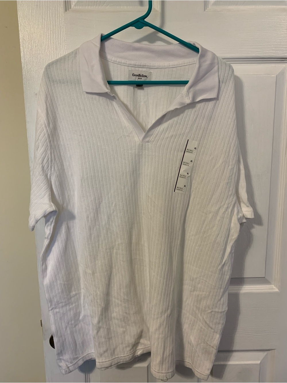 Goodfellow & Co NWT’s men’s size XL standard fit white pullover